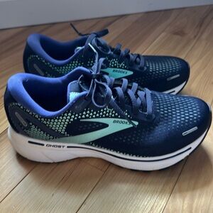 Women’s Brooks Ghost 14 Peacoat Yucca Sneakers- Blue, Size 7.5W